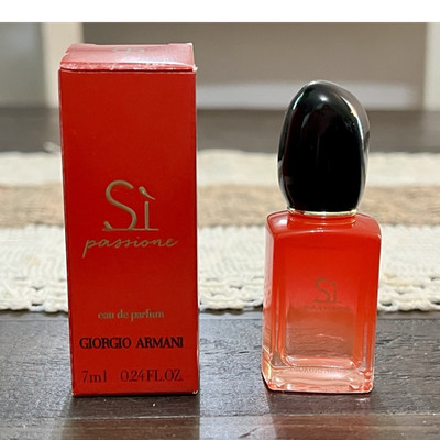 Giorgio Armani Si Passione Eau de Parfum Miniature 7ml/0.24 fl oz w/ Box