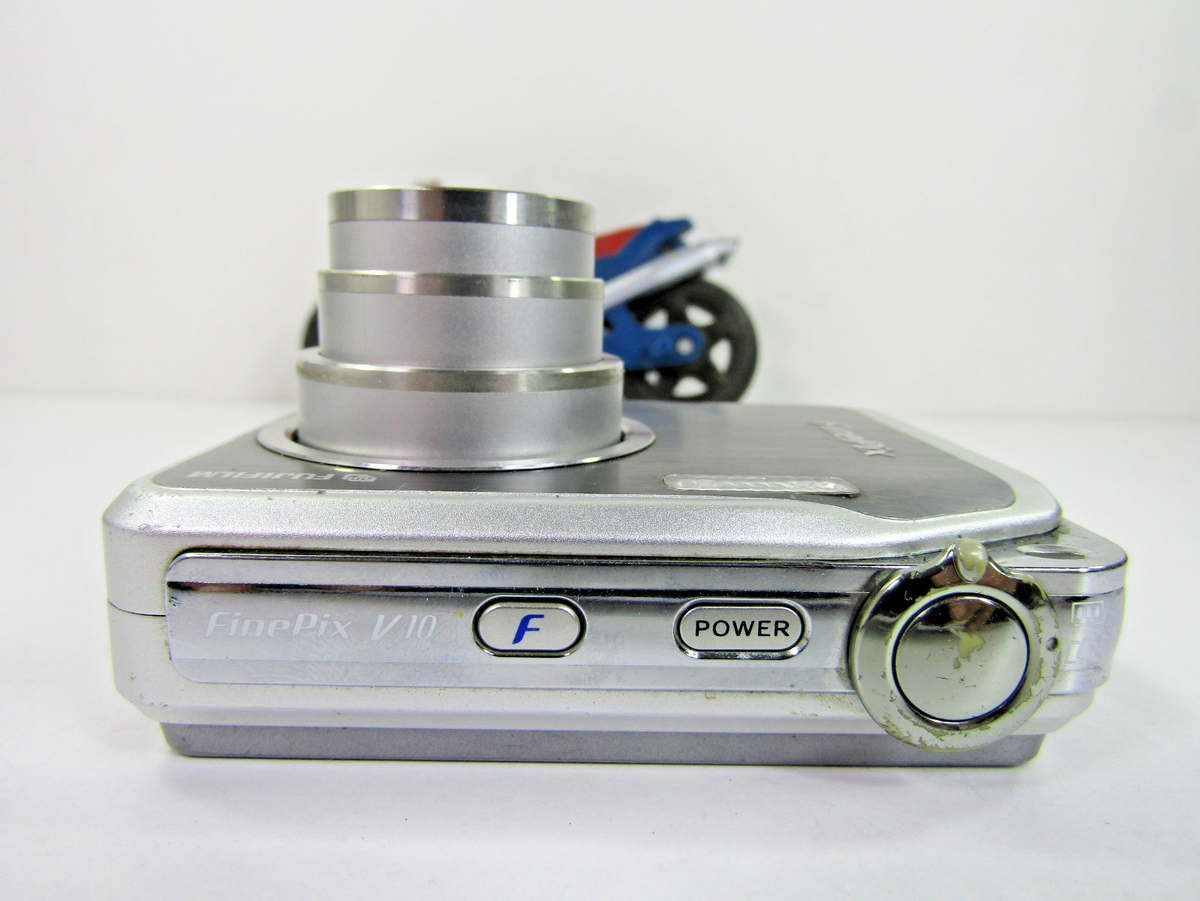 Fujifilm FinePix V10 5.1MP Compact Digital Camera | eBay
