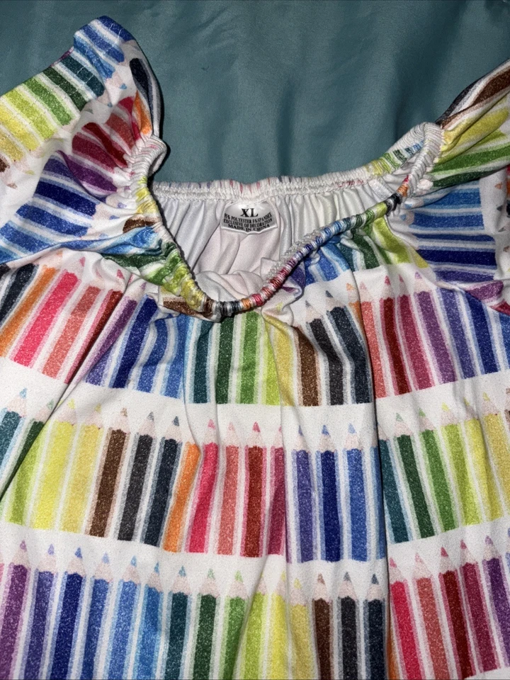 Girls Size 7(XL) Colorful Set. Capri Jeans With Adjustable Waist. - Image 2 of 3