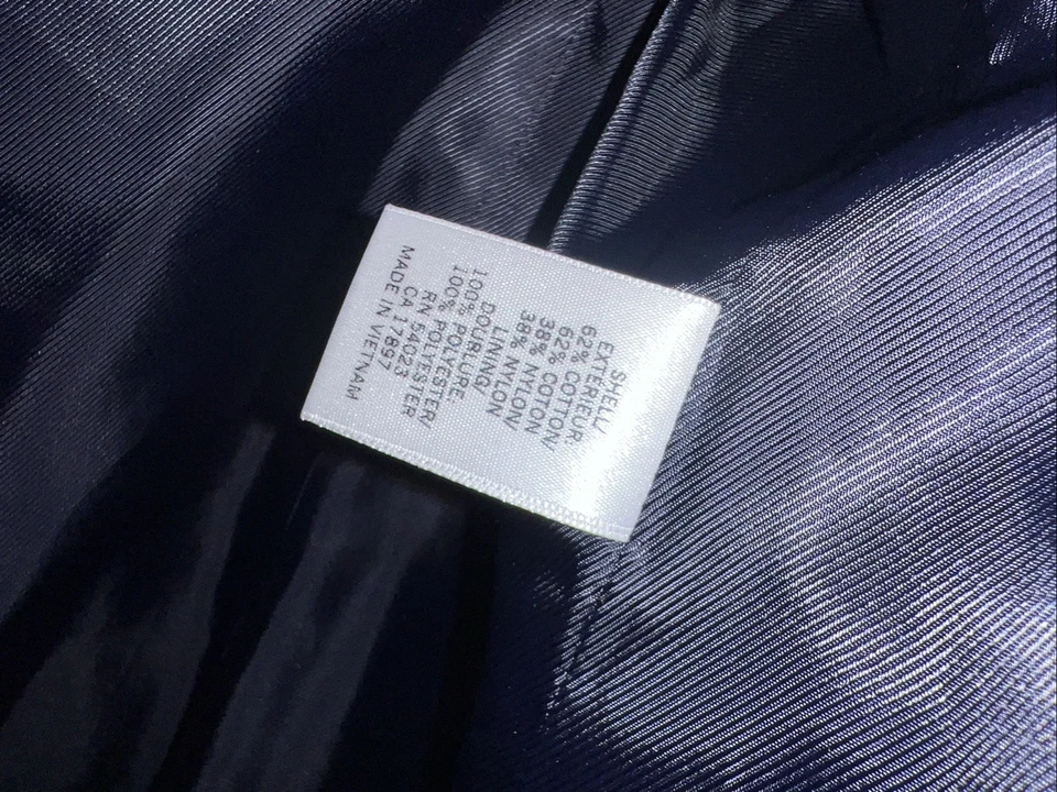 Abrigo de Lluvia Banana Republic Patrón Geométrico Muy Lindo,, Mujer’s Talla Larga Pequeña Foto 3 de 4