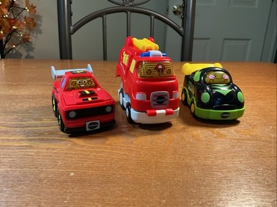 3 vtech go go smart wheels 2 Race Cars & Fire Truck w/ Batteries