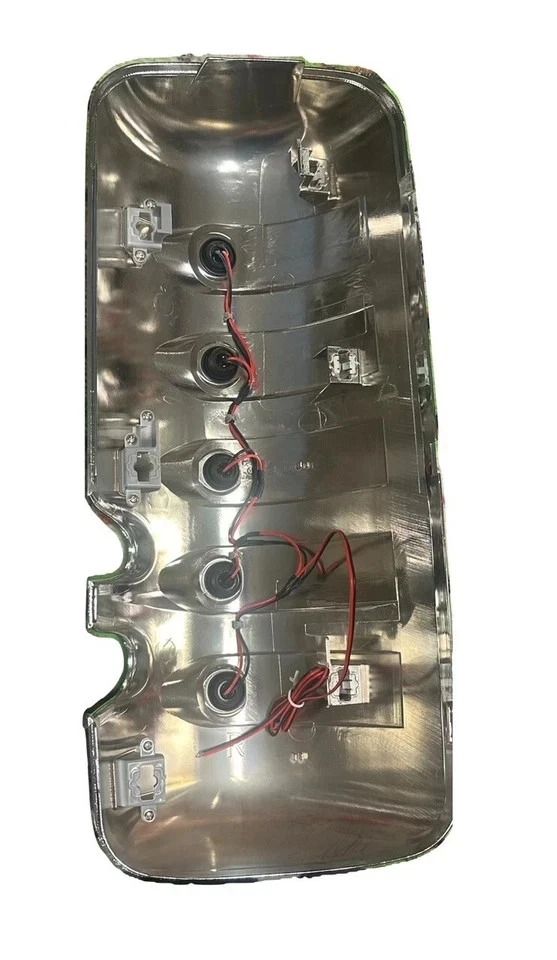 Kenworth T680-T880 Driver/Passenger Side Mirror Covers w 3/4" Amber LED Lights - Image 2 of 3