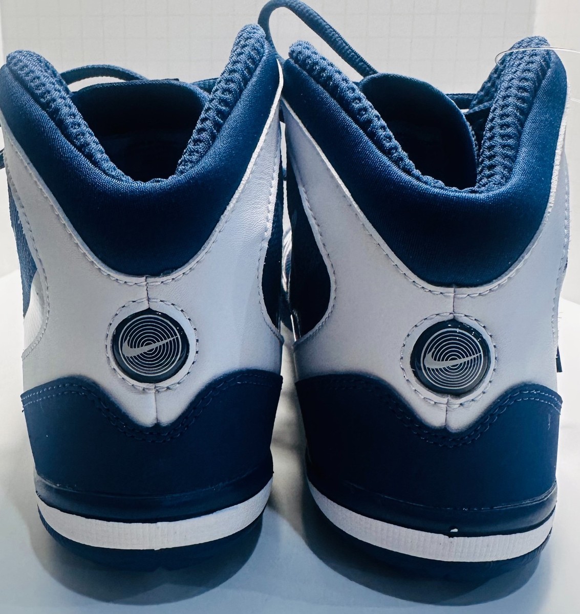 Nike Men’s Freek Wrestling Shoes View 4