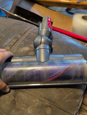 Genuine DYSON V10 SV12 Motorhead Vacuum Floor Head Nozzle Needs Cleaning
