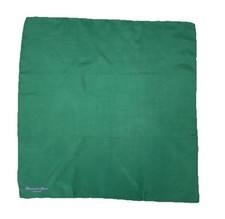 TURNBULL  ASSER GREEN POCKET SQUARE. 17". Ec