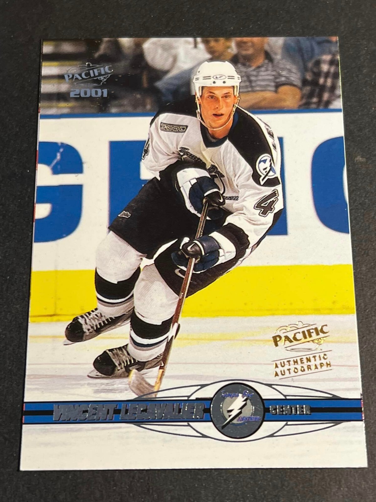 Box 43: 2001 Pacific MISSING AUTOGRAPH OVERSIZE PROOF Vincent Lecavalier #377