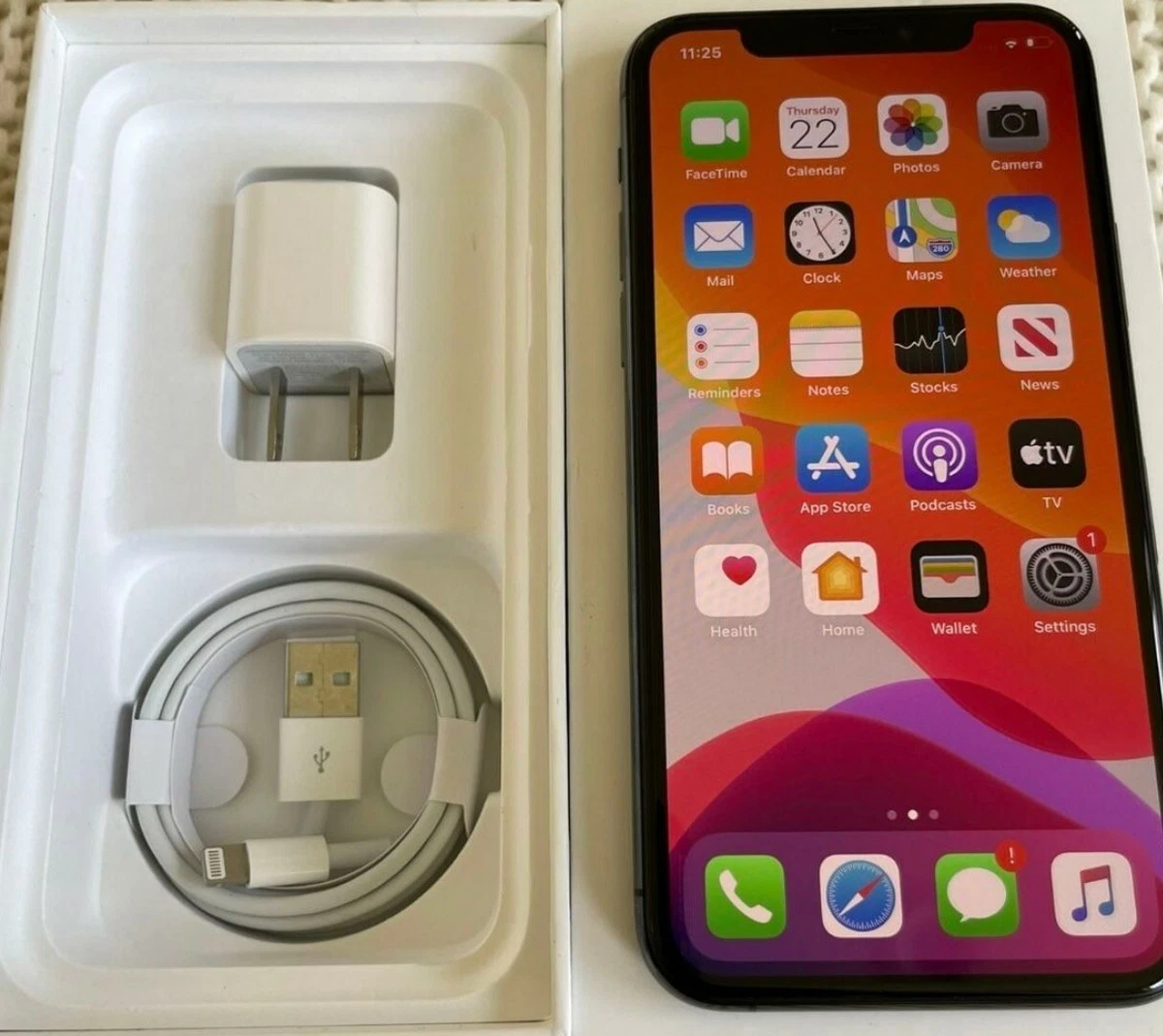 Apple iPhone 11 Pro - 64GB - SPACE GRAY (Metro) OPENED BOX