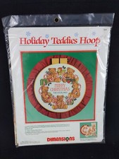 Dimensions Holidays Teddies Hoop Cross Stitch Kit 8354 Add Your Own Name 12"