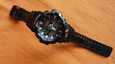 CASIO G-SHOCK GA-700-1A schwarz Herrenuhr