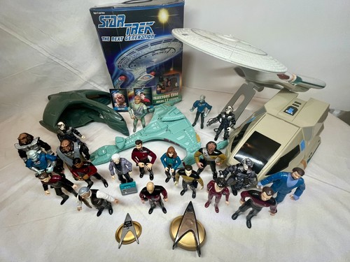 Star Trek: Next Gen Vintage 90's Huge Lot includes 4 Ships & 20 Action Figures