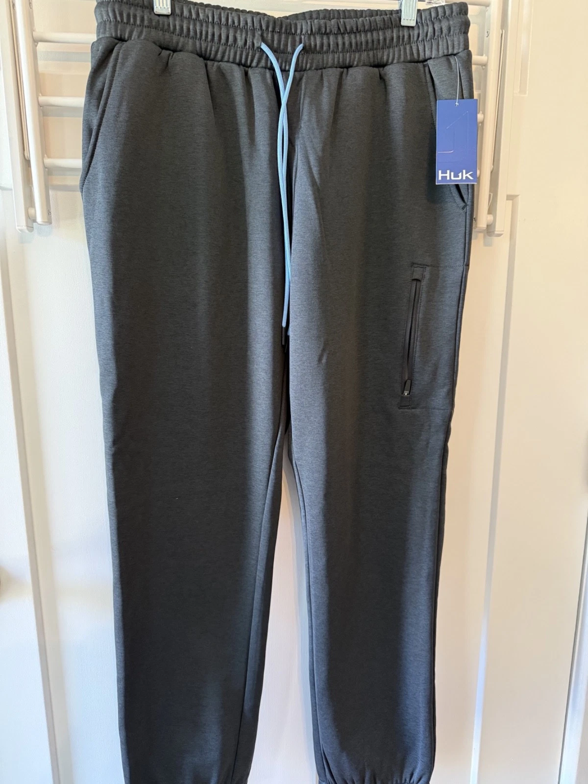 NWT Huk Joggers Pants Mens M Performance Fishing Quick Dry Stretch Woven