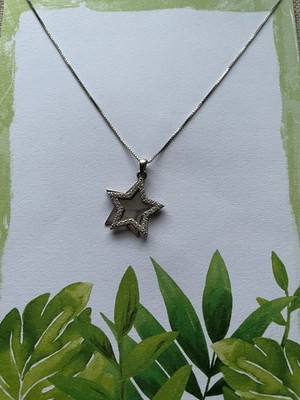 Cubic Zirconia Star Pendant On Box Chain Sterling Silver 18 Inches Made In Italy