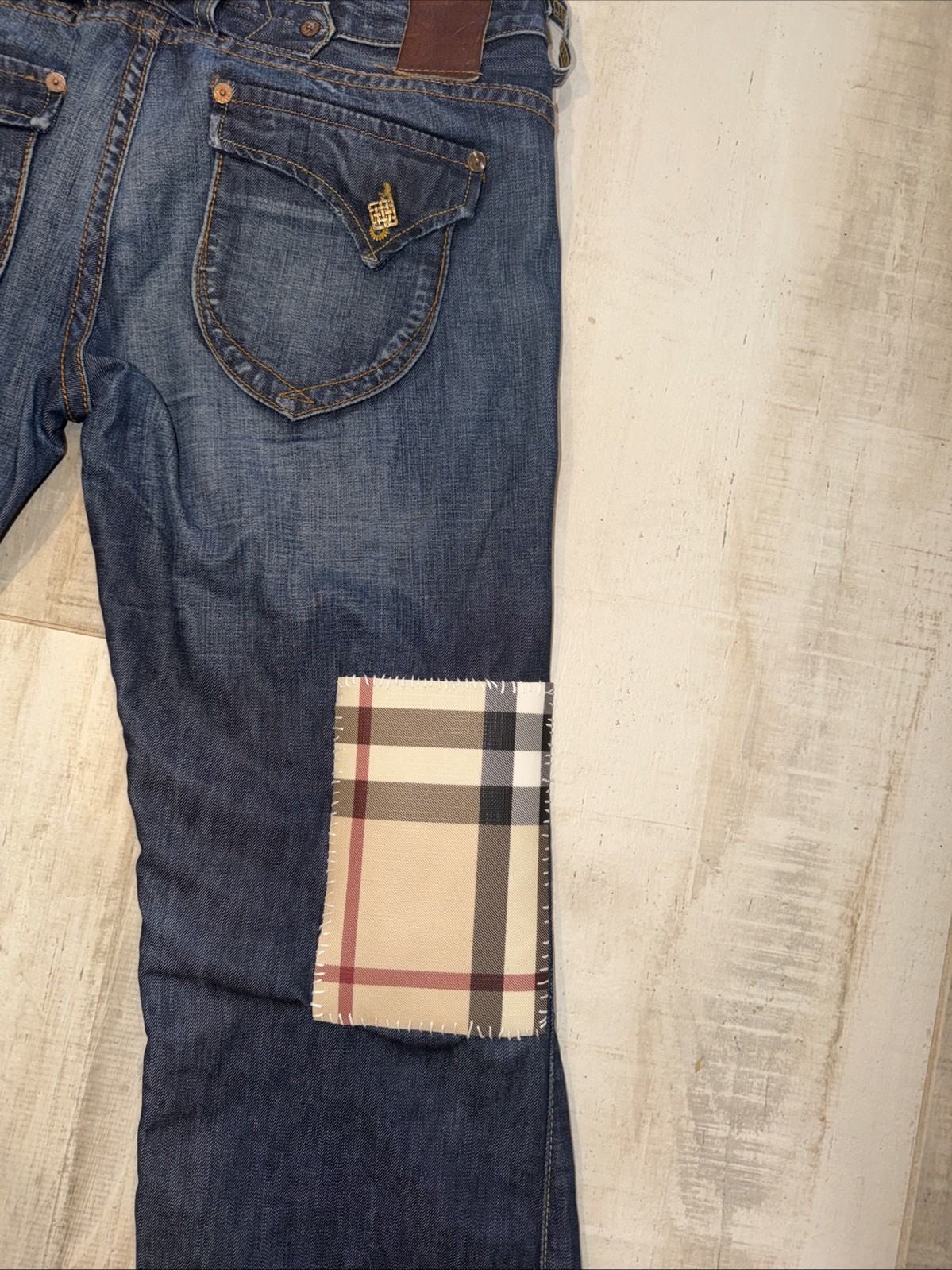 Lucky Brand Jeans Size 2 Custom Burberry Patch Bootcut Y2K One of One thumbnail 4