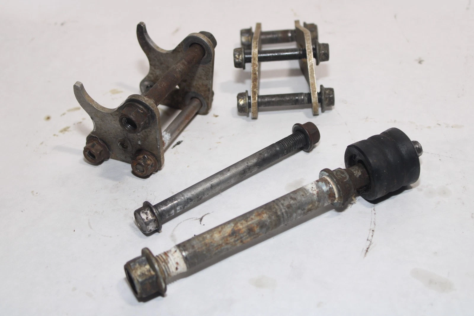 2004-2006 Suzuki Rm250z Engine Mounting Bolts Hardware Motor Screws