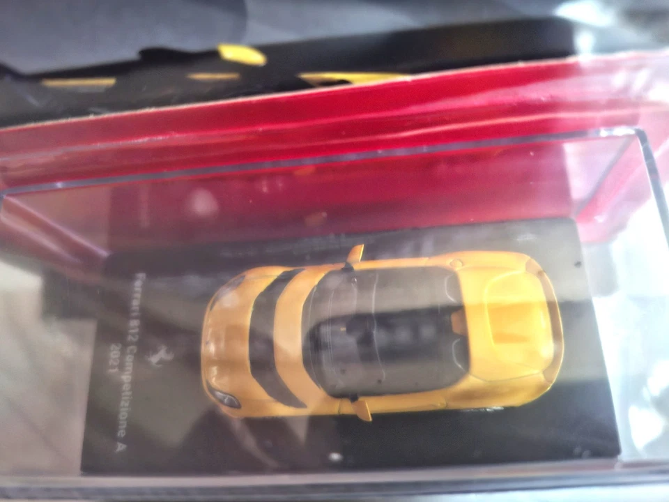 Modellino Ferrari 812 Competizione A (2021) Limited Edition sc.1:64 - Immagine 3 di 4
