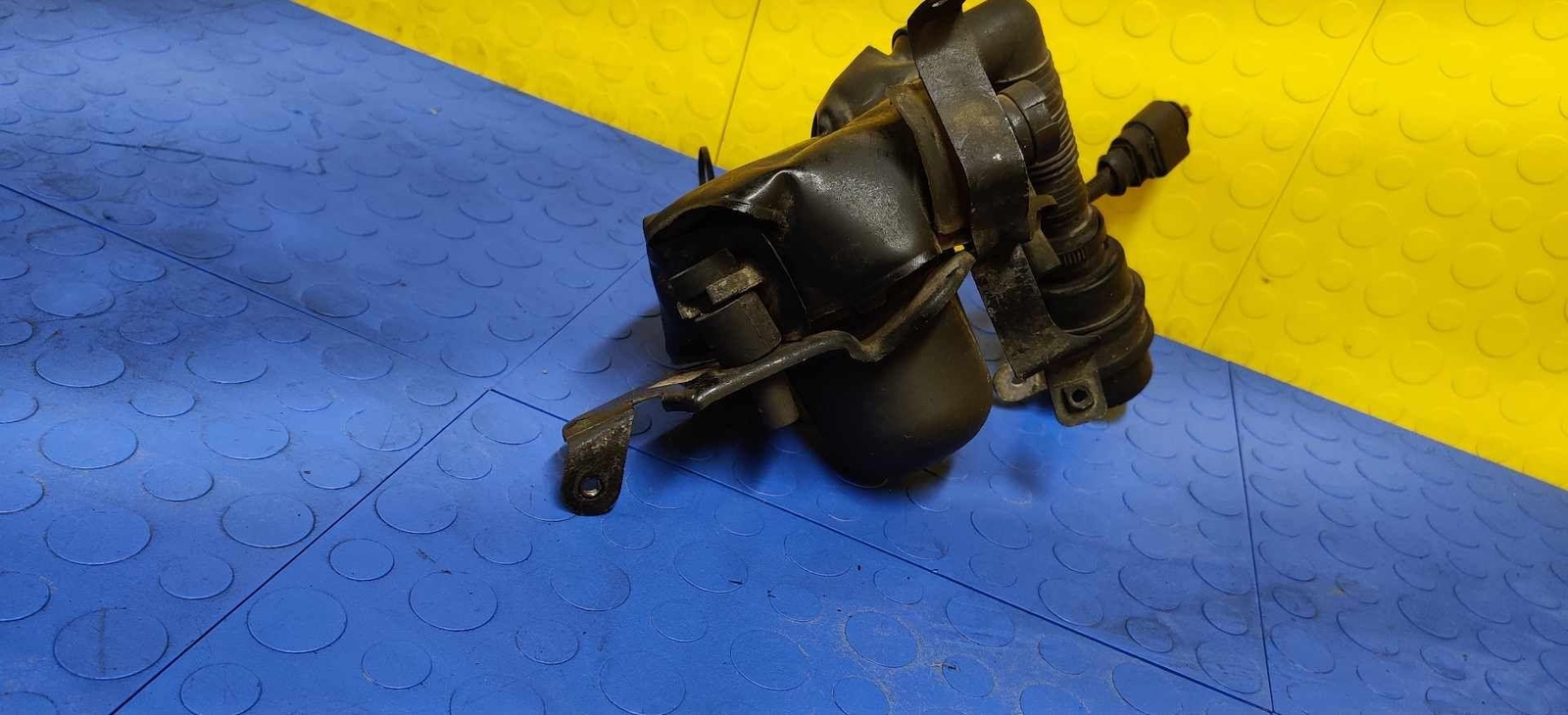 Bentley Continental GT 2006-2008 Secondary air pump P/N 3W0131083K