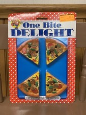 Vintage 1993 MTC PLAY FOOD Realistic Pizza Hut Style SEALED Toys R Us Sticker