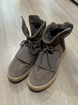 750 Chocolate Vendita Online Scarpe Adidas Yeezy Boost 750