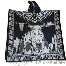Manta Pancho Mexicana | Jorongo | Diseño Toro / Vaquero | Negra | TALLA ÚNICA
