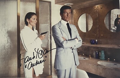 MAUD ADAMS signiert BOND 007 Hollywood Foto Unterschrift Autogramm signed (26)