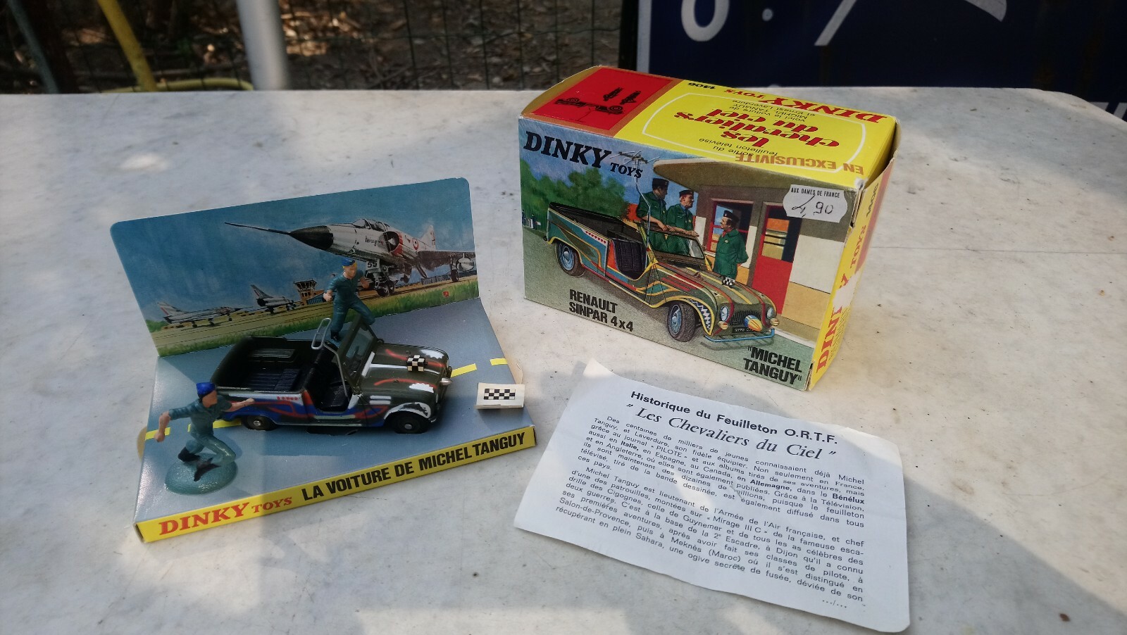 Cadillac series 62 Club Coupe 1941 metálica gris oscuro 1:18 bos />/> New /</<