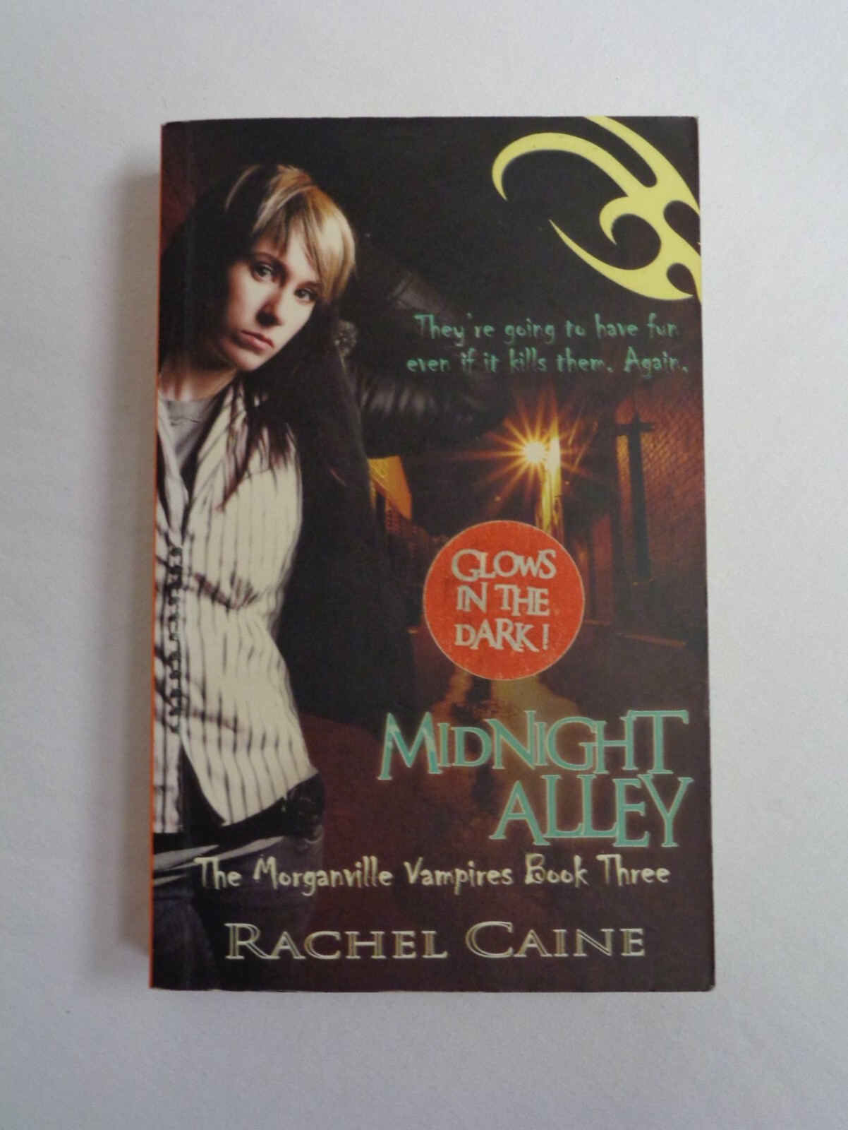 Rachel Caine The Morganville Vampires Midnight Alley Paperback Book 1st 2008