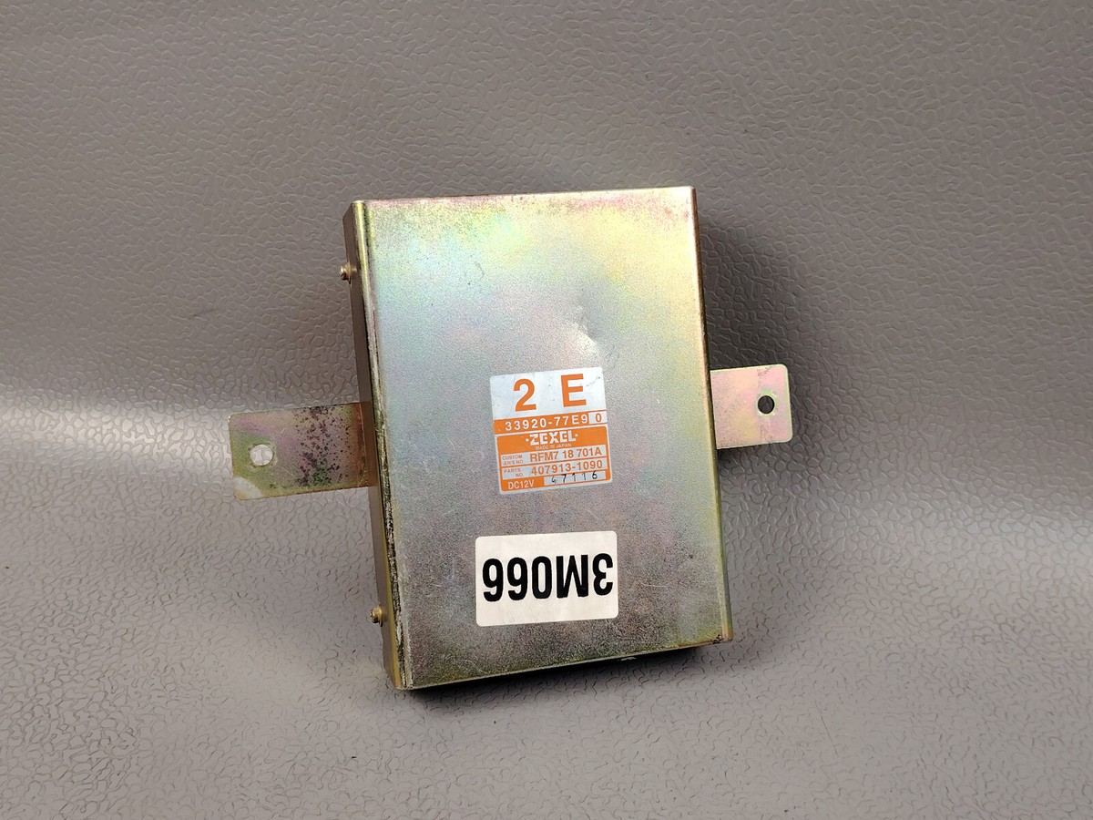 1995 Suzuki Escudo TJ31W TD31W RF ENGINE CONTROL UNIT MODULE ECM