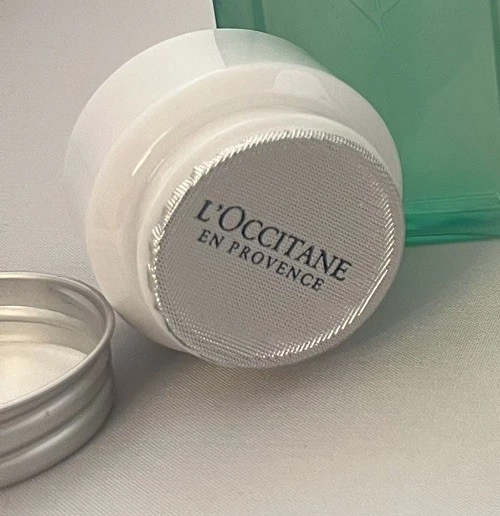 L'Occitane Light Comforting Creme Cream Travel Size .28 oz  8 mL NEW Sealed - Image 2 of 2