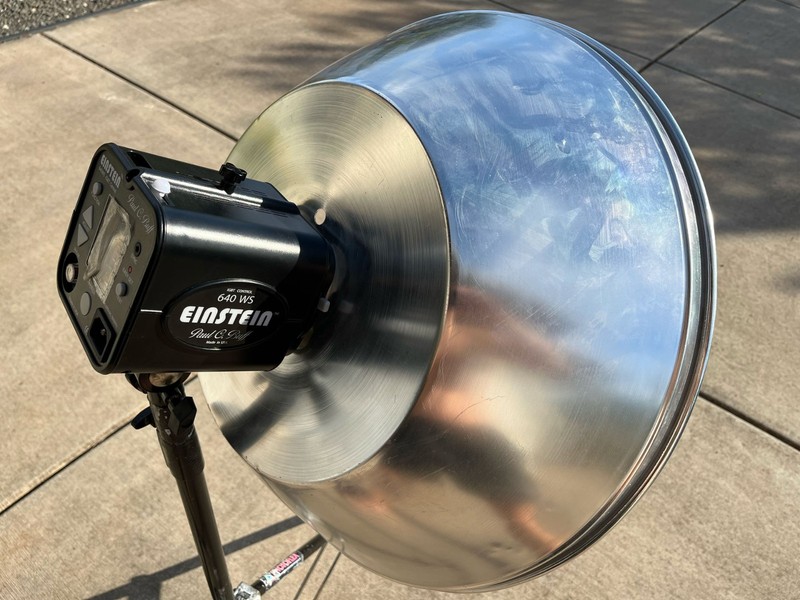 22" Silver High Output Beauty Dish (inc Sock) Paul C. Buff Alien Bees Balcar