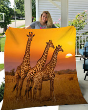 Giraffe Ultra Soft Mink Touch Plush Fleece Blanket Giraffe Animal Lovers Gift