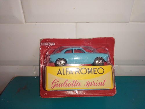 Mercury 1/43 - Alfa Romeo Giulietta N°17 Rouge