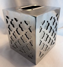 MONARCH BOUTIQUE Metal Handcrafted Tissue Box Square