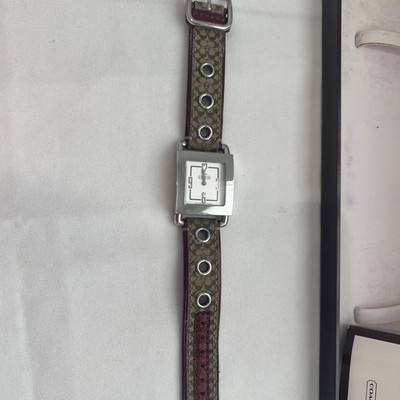 Coach Watch 0221 Water Resistant Square with Coach Logo  display picture 3