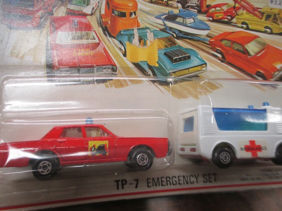 Matchbox Two Pack Tp-7 Emergency Set Unopened - Image 2 of 3