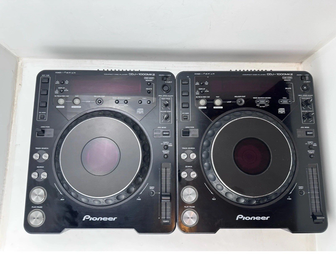 Pioneer CDJ-1000MK2 Digital CDJ Decks X2 Pair DJ Decks- 2 Tested