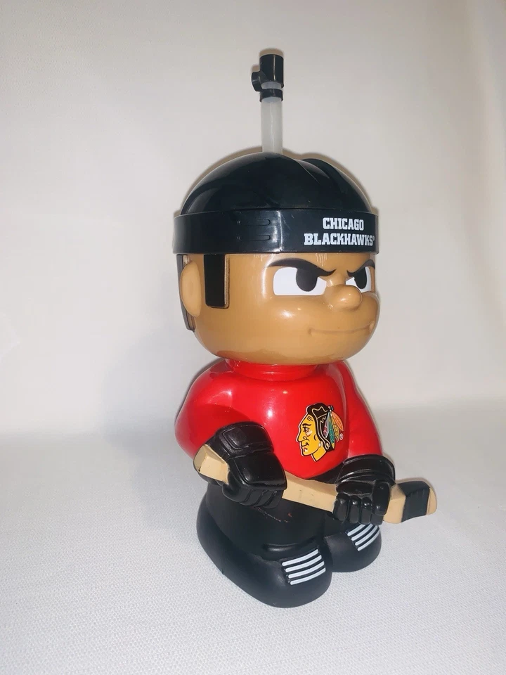 Chicago Blackhawks NHL TeenyMates Big Sip 16oz 3D Water Bottle by Party Animal - Image 2 of 4