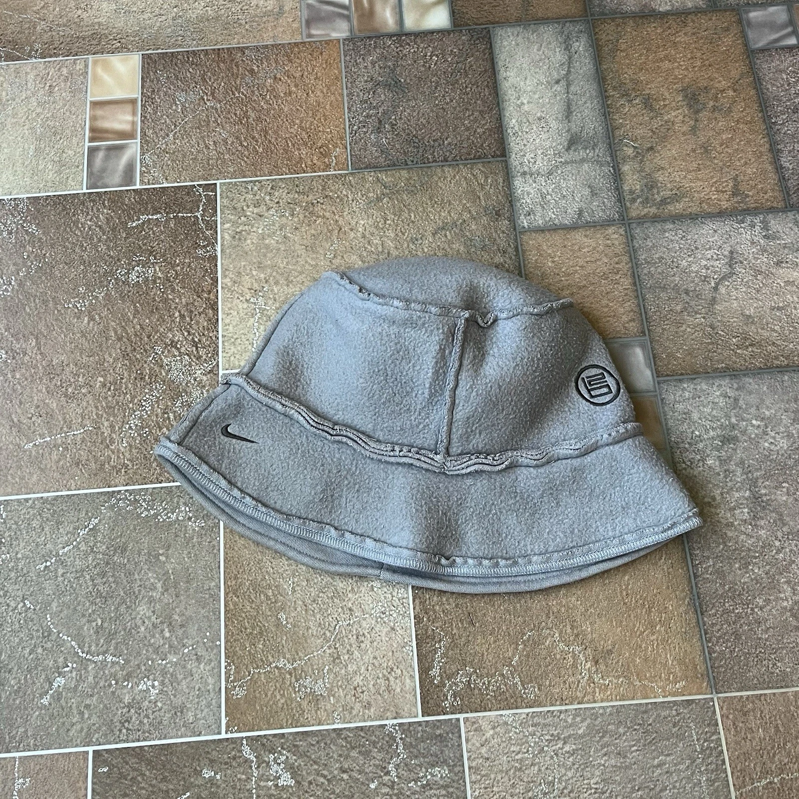 Vintage LeBron James Nike 23 reversible bucket hat Y2K rap