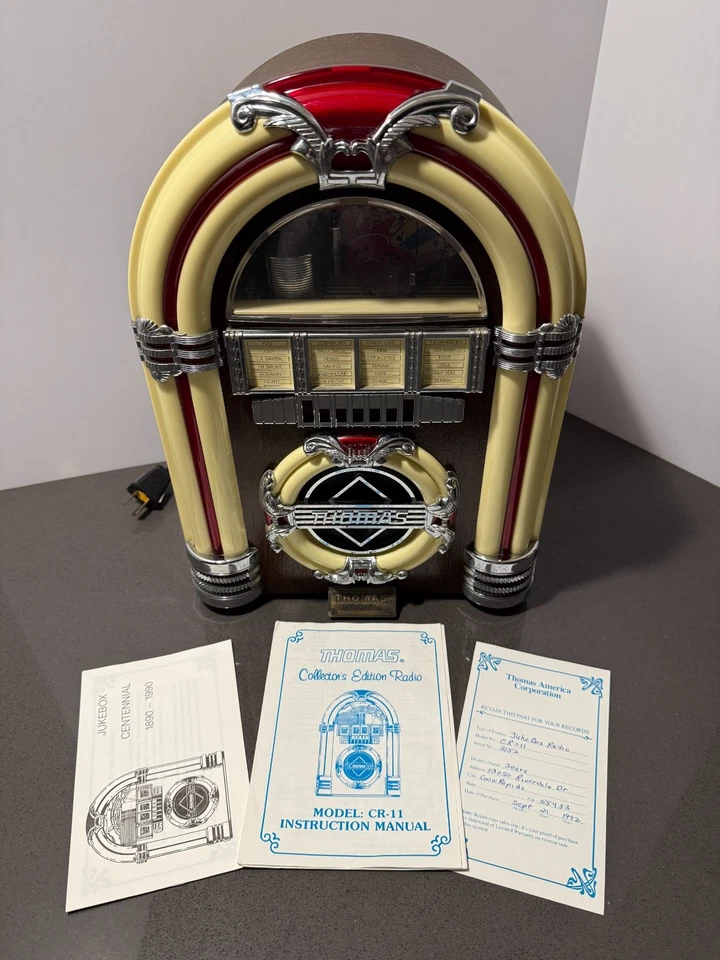 Thomas Collector's Edition Radio CR-11 Jukebox Style Radio Cassette Player Retro - Image 2 of 4