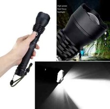 Torcia LED Militare Tattica Ricaricabile con LED P60 ZOOM DOPPIA BATTERIA 1000M