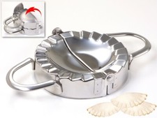 EDELSTAHL MAULTASCHEN FORMER Ø 10 cm RAVIOLI- & MAULTASCHEN-FORM