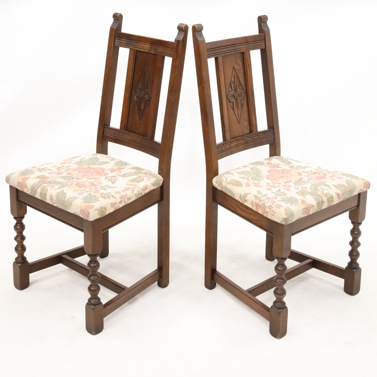 2 Old Charm Yorke Dining Chair in Tudor Brown Carved Back Rest FREE