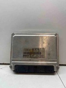 AUDI A6 4A2, C8 Motorsteuergerät ECU 4B0907401K 2.50 Diesel 1998 32446921