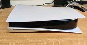 PlayStation 5 Mit Laufwerk Disc Edition