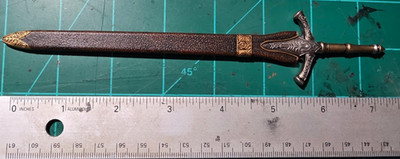 1/6 Scale - Abyss Watcher style Great Sword - GOLD