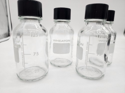 R163400  Lot (4) Wheaton 125ml Media Storage Bottle With Lid 125 ml