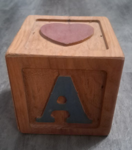 Large Country Primitive A B C D Wood Letter Block w/Heart