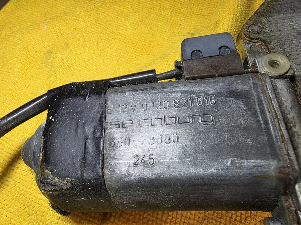 Правый стеклоподъемник Mercedes-Benz 0130821016 (204) 380sl 450sl 380 Sl - Изображение 4 из 4