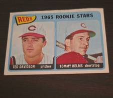 Topps 1965 Ted Davidson Tommy Helms #243 Cincinnati Reds Rookie Stars Card. rookie card picture