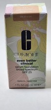 CLINIQUE Even Better Clinical Serum Foundatio...