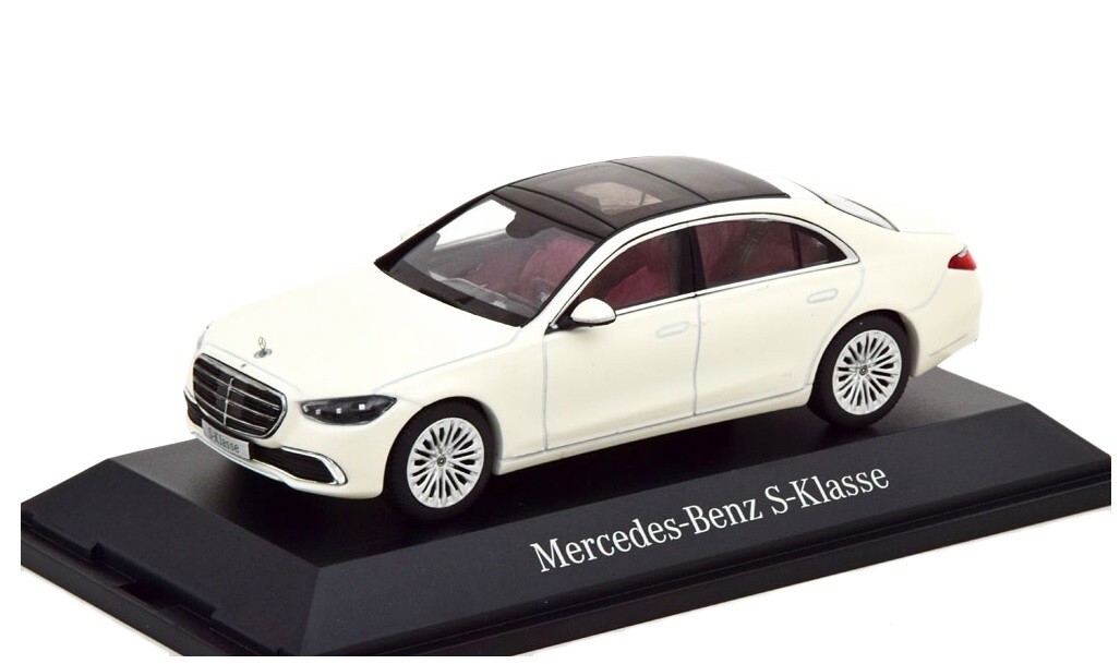 1/43 ブラバス　B63 620 ホワイト 1/43 ブラバス B63 620 ホワイト